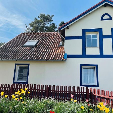 Old House Nida 호텔 외부 사진